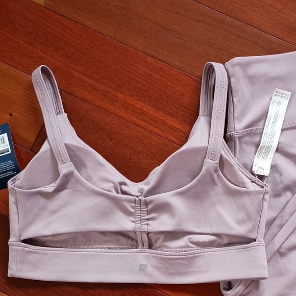 Marika Workout Set - Picture 2 of 9